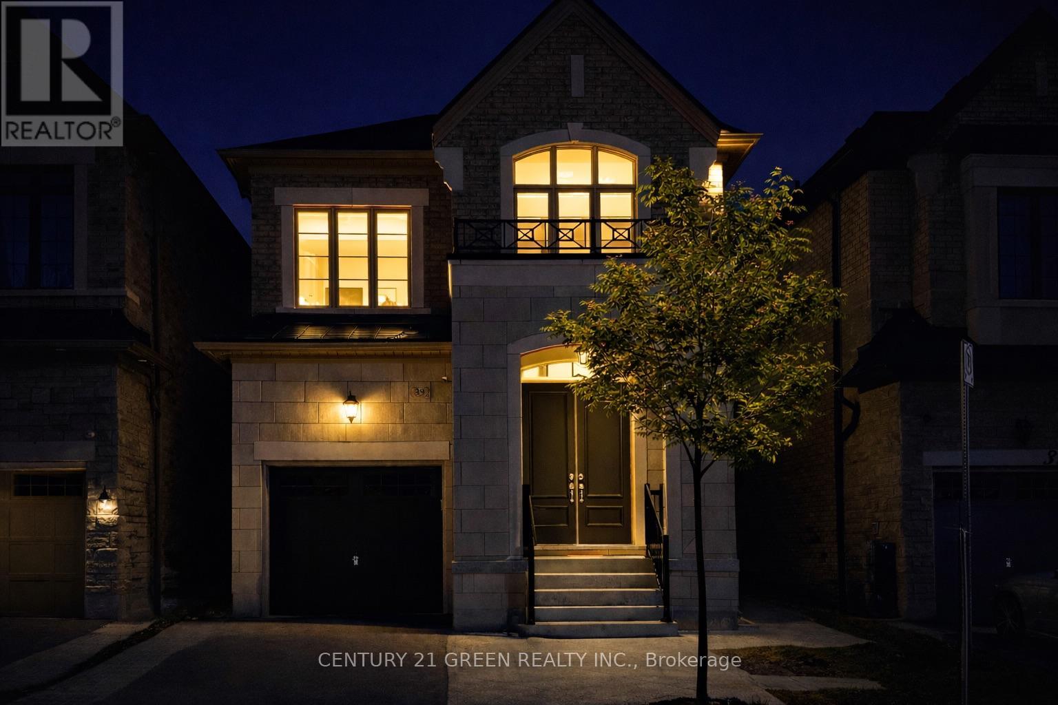 39 Action Drive, Brampton, Ontario  L7A 5B2 - Photo 2 - W12958462