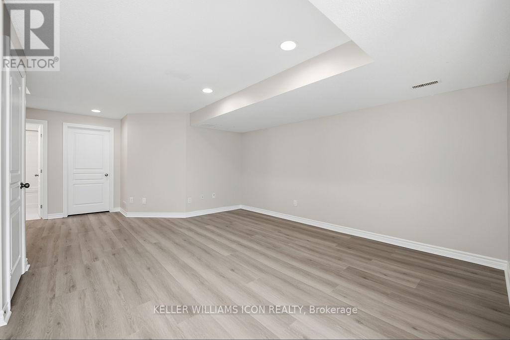 564 Remnor Avenue, Ottawa, Ontario  K2T 0A5 - Photo 37 - X12958636