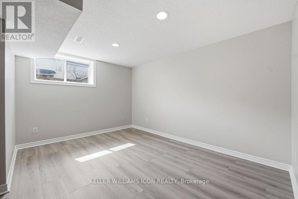 564 Remnor Avenue, Ottawa, Ontario  K2T 0A5 - Photo 39 - X12958636