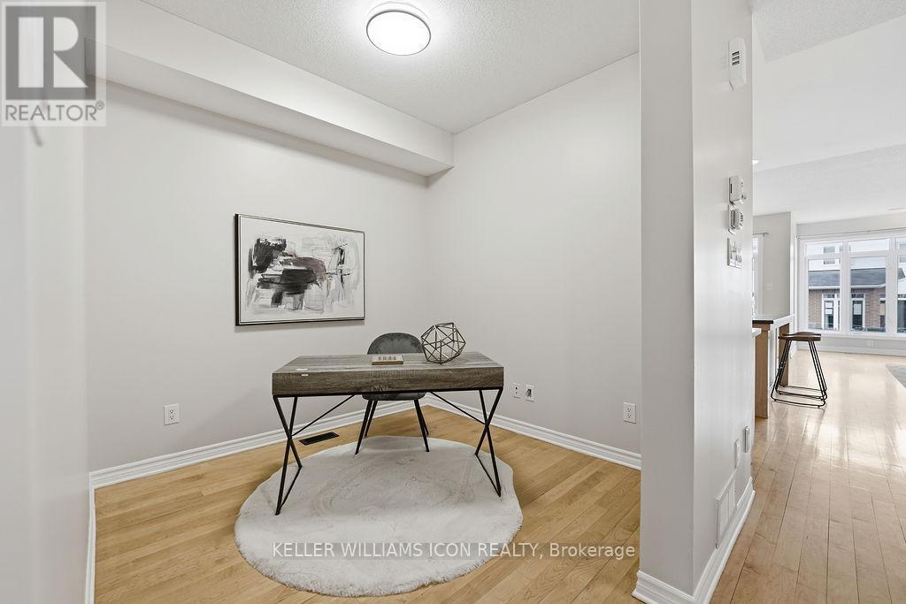 564 Remnor Avenue, Ottawa, Ontario  K2T 0A5 - Photo 8 - X12958636