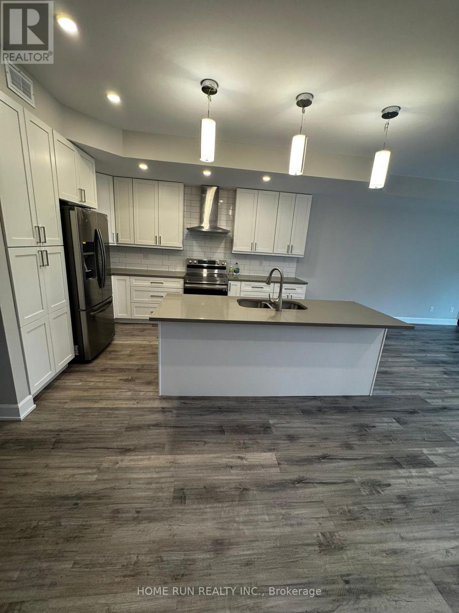 902 - A Pinecrest Road, Ottawa, Ontario  K2B 6B3 - Photo 17 - X12958664