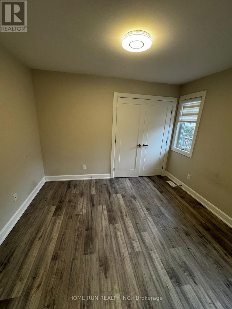 902 - A Pinecrest Road, Ottawa, Ontario  K2B 6B3 - Photo 27 - X12958664