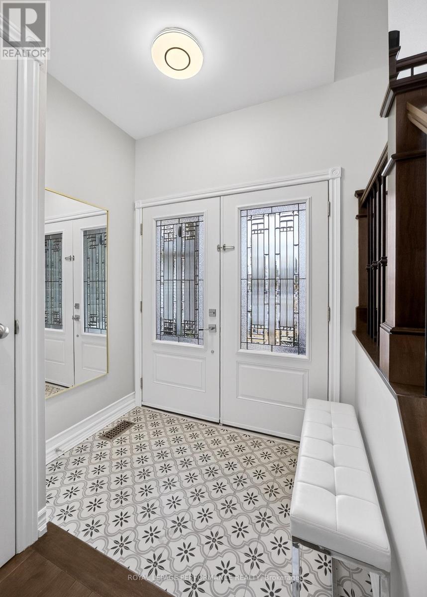 2191 Saturn Crescent, Ottawa, Ontario  K4A 3T6 - Photo 4 - X12958668