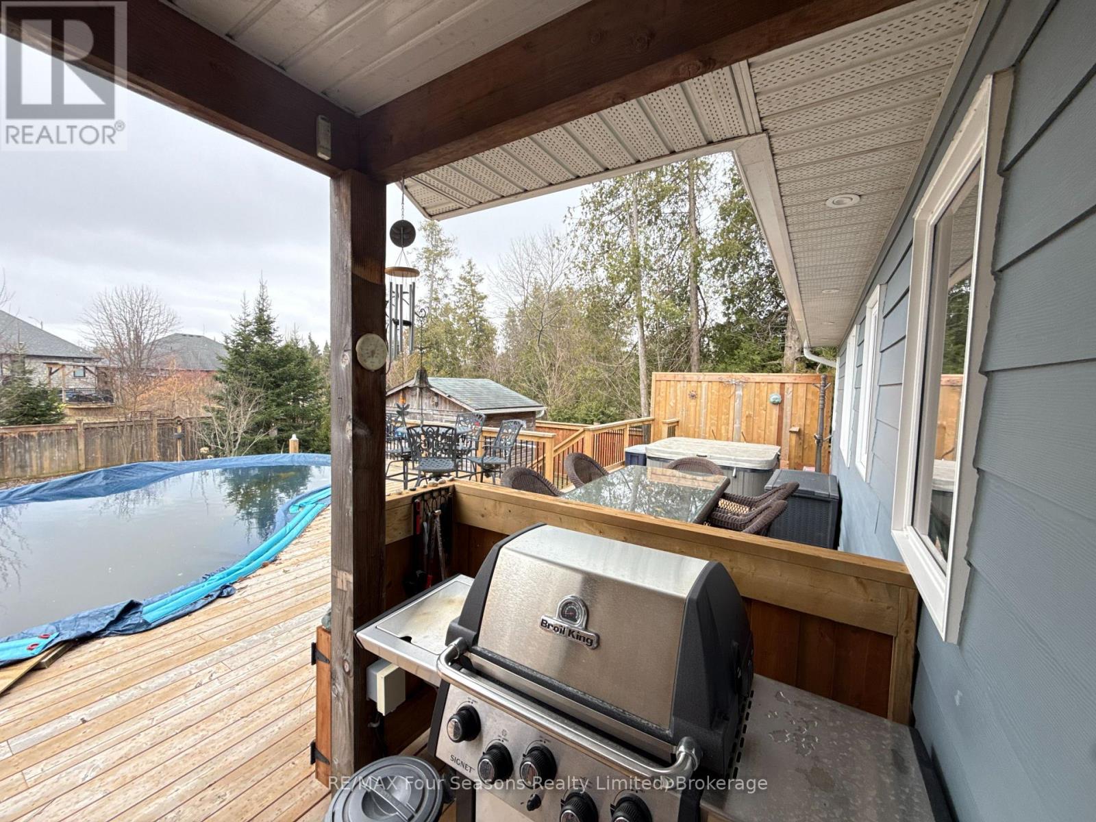 26 Fenton Drive, Saugeen Shores, Ontario  N0H 2C6 - Photo 25 - X12957948