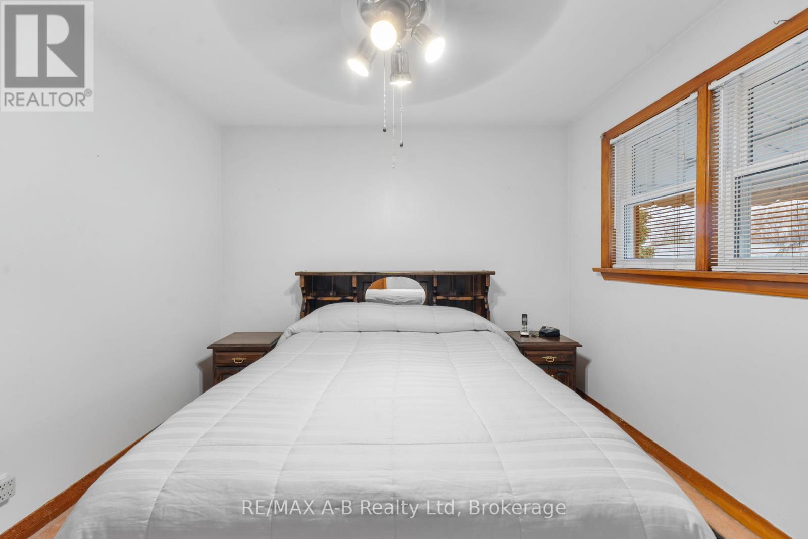 10 Clark Avenue, Kitchener, Ontario  N2C 1Y2 - Photo 13 - X12958666