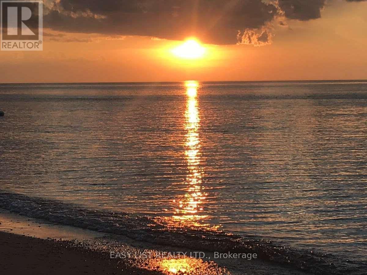 7652 Harris Point Drive, Plympton-Wyoming, Ontario  N0N 1J6 - Photo 40 - X12444601