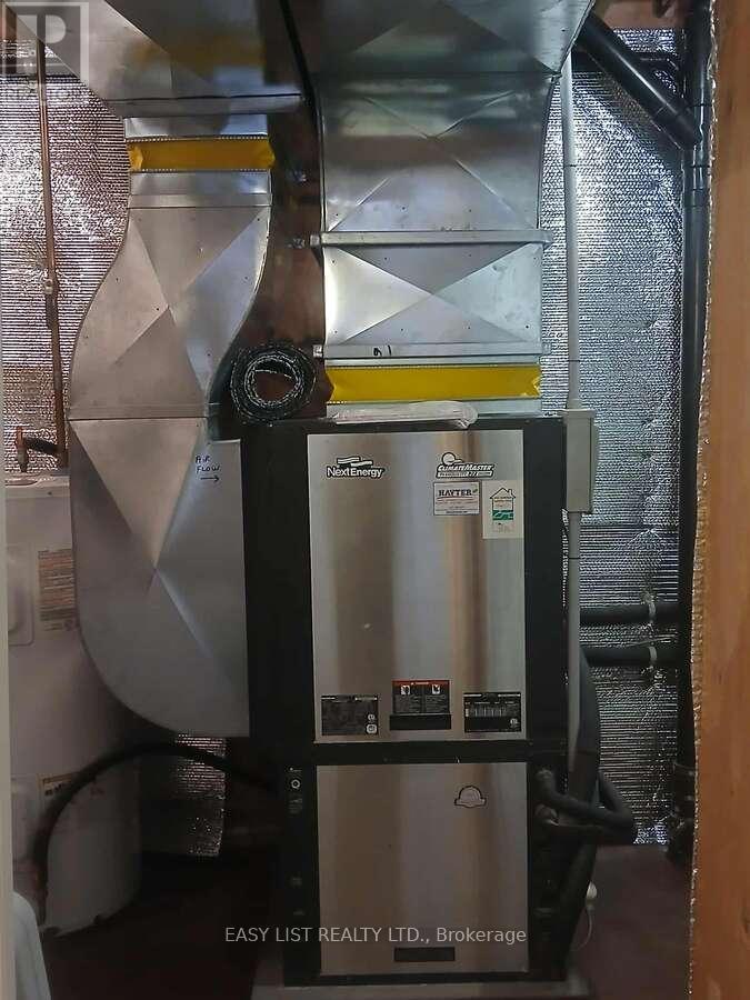 7652 Harris Point Drive, Plympton-Wyoming, Ontario  N0N 1J6 - Photo 33 - X12444601