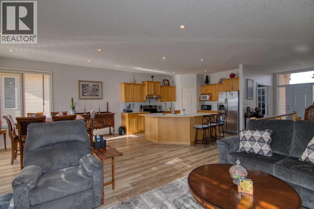 325 Canyon Boulevard W, Lethbridge, Alberta  T1K 6V2 - Photo 11 - A2286467