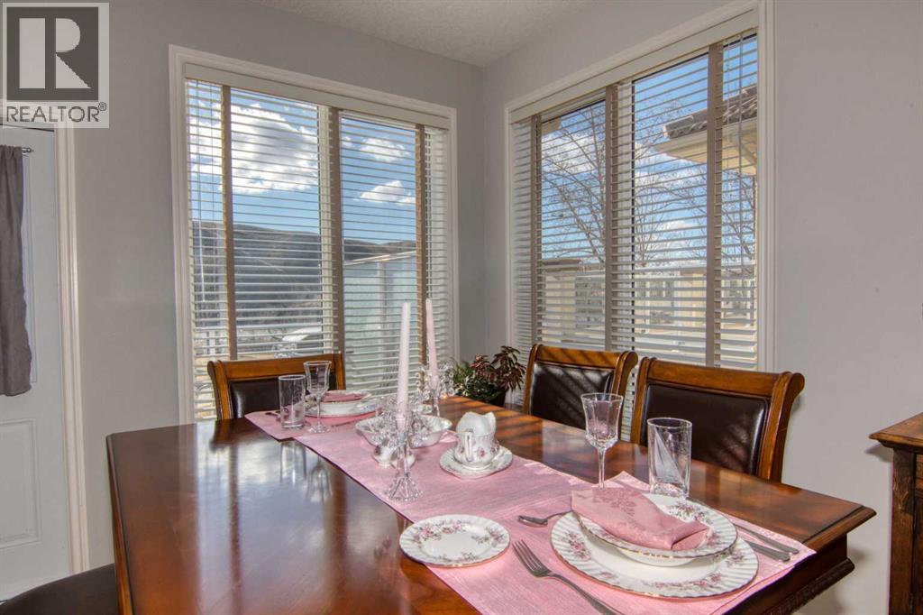 325 Canyon Boulevard W, Lethbridge, Alberta  T1K 6V2 - Photo 9 - A2286467