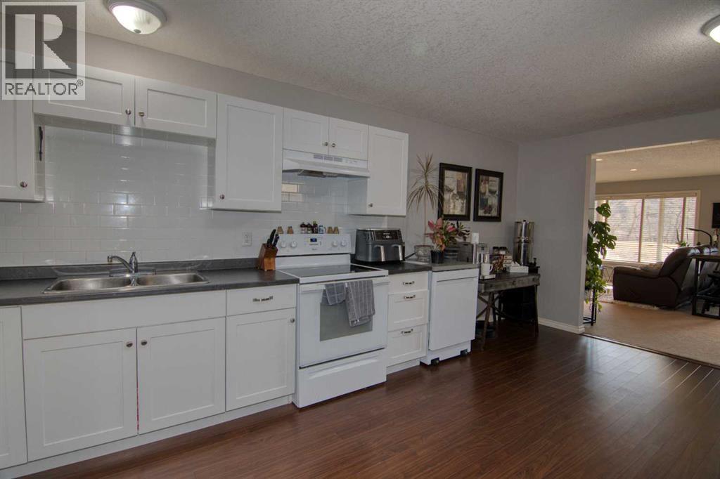 325 Canyon Boulevard W, Lethbridge, Alberta  T1K 6V2 - Photo 27 - A2286467