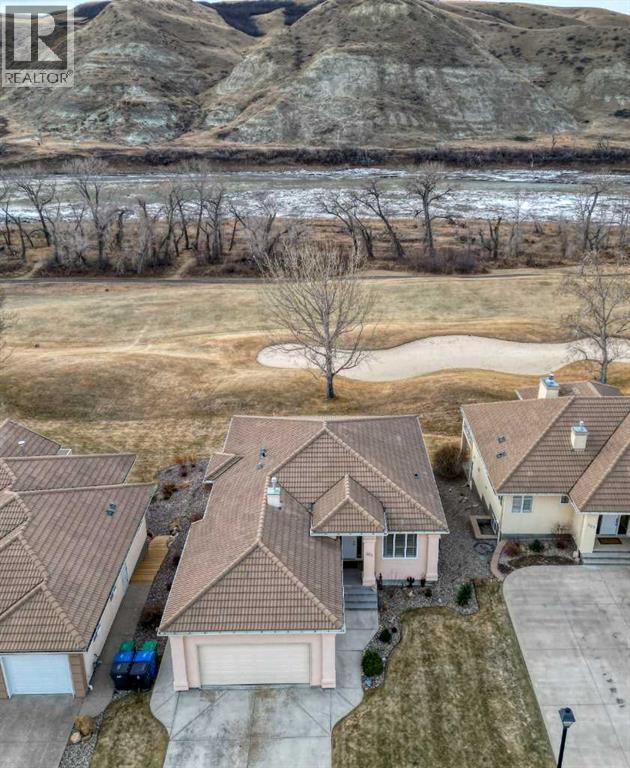 325 Canyon Boulevard W, Lethbridge, Alberta  T1K 6V2 - Photo 3 - A2286467