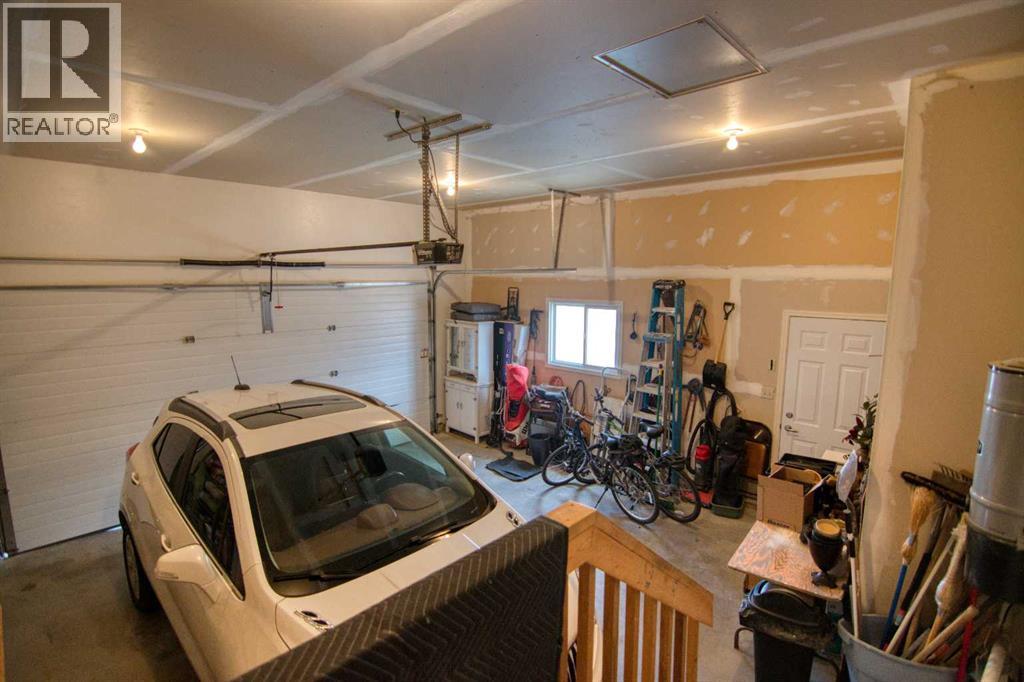 325 Canyon Boulevard W, Lethbridge, Alberta  T1K 6V2 - Photo 42 - A2286467