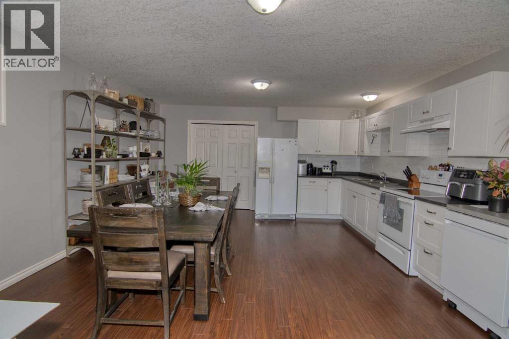 325 Canyon Boulevard W, Lethbridge, Alberta  T1K 6V2 - Photo 26 - A2286467