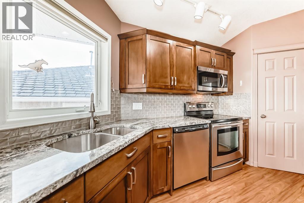 14 Headlands Close, Cochrane, Alberta  T0L 0W1 - Photo 8 - A2299103