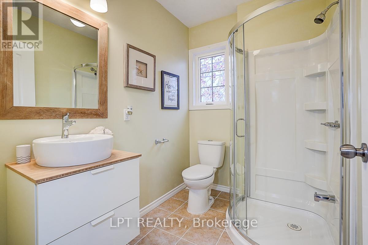 774 Churchill Lane, Georgina, Ontario  L0E 1S0 - Photo 37 - N12958630