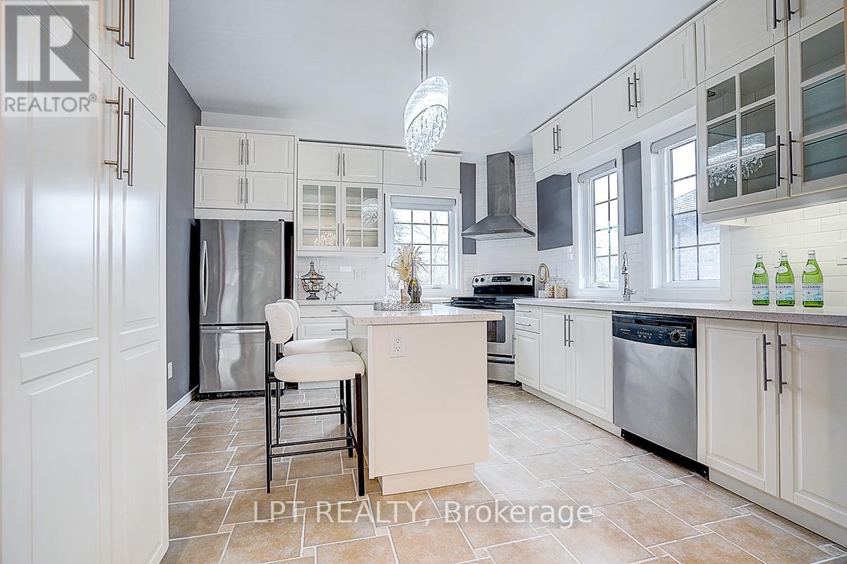 774 Churchill Lane, Georgina, Ontario  L0E 1S0 - Photo 4 - N12958630