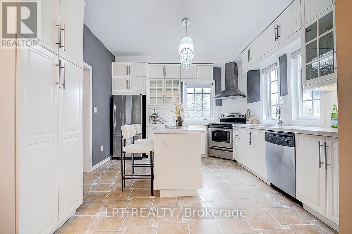 774 Churchill Lane, Georgina, Ontario  L0E 1S0 - Photo 7 - N12958630