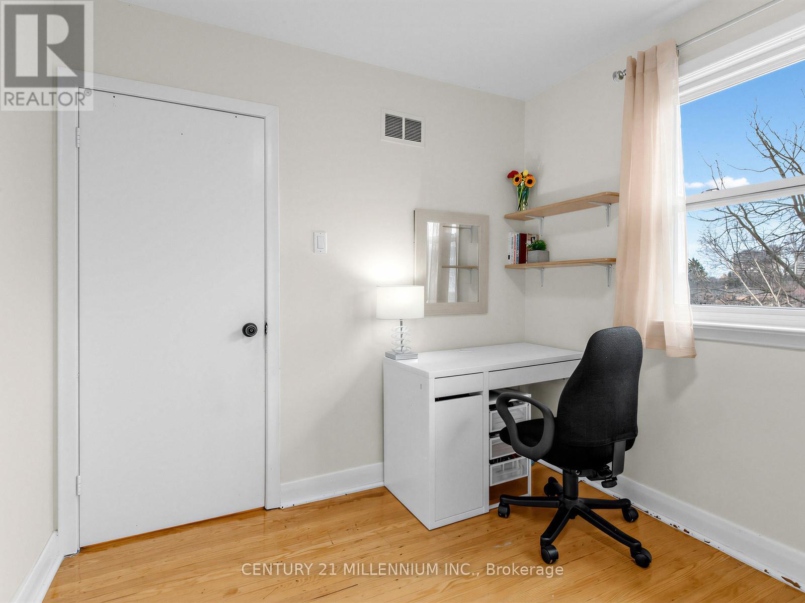 1426 Wilson Avenue, Toronto, Ontario  M3M 1J7 - Photo 18 - W12958654