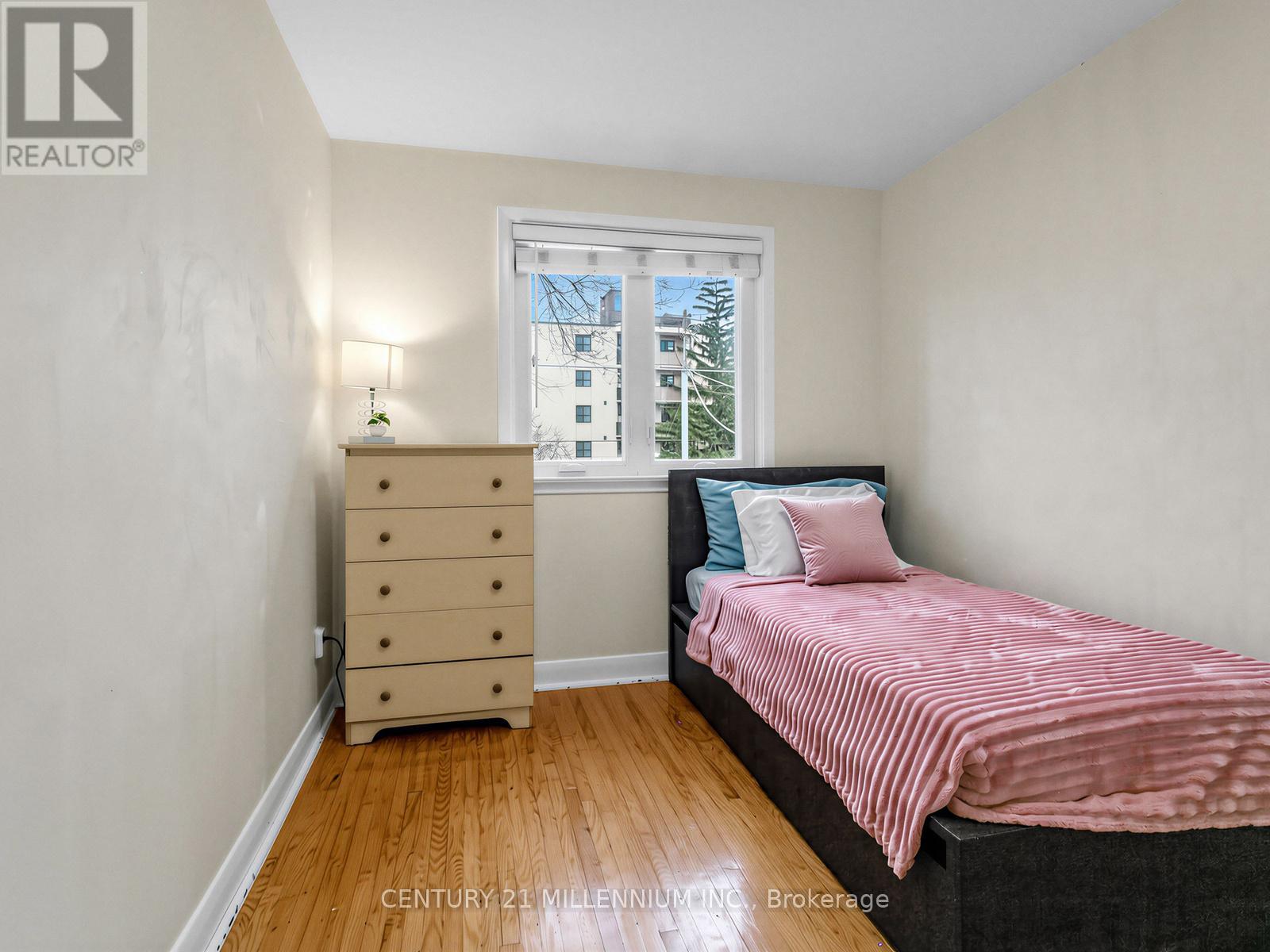 1426 Wilson Avenue, Toronto, Ontario  M3M 1J7 - Photo 21 - W12958654