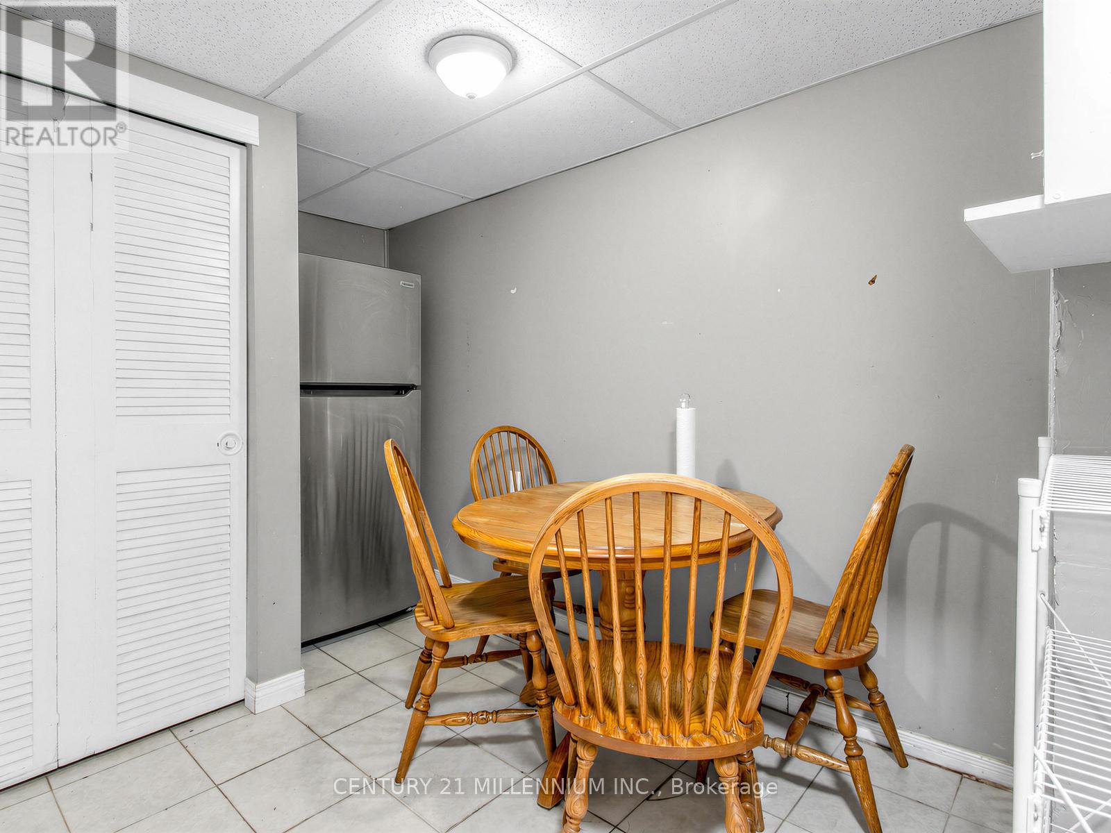 1426 Wilson Avenue, Toronto, Ontario  M3M 1J7 - Photo 23 - W12958654