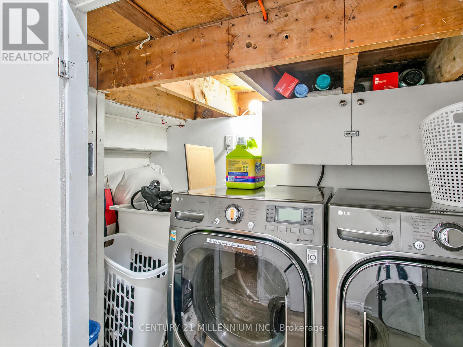 1426 Wilson Avenue, Toronto, Ontario  M3M 1J7 - Photo 29 - W12958654