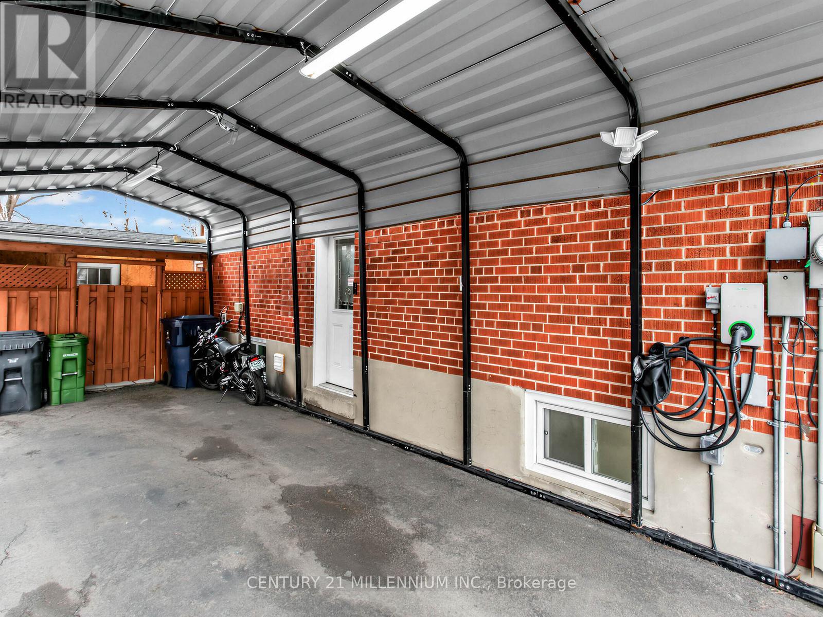 1426 Wilson Avenue, Toronto, Ontario  M3M 1J7 - Photo 33 - W12958654