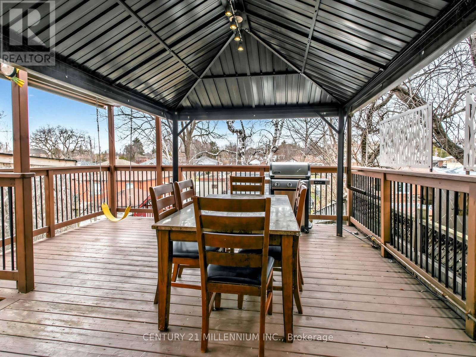 1426 Wilson Avenue, Toronto, Ontario  M3M 1J7 - Photo 35 - W12958654