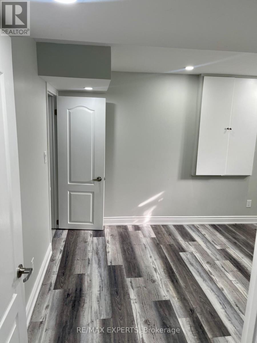 41 Sugarcane Avenue W, Brampton, Ontario  L6R 3E8 - Photo 12 - W12958656