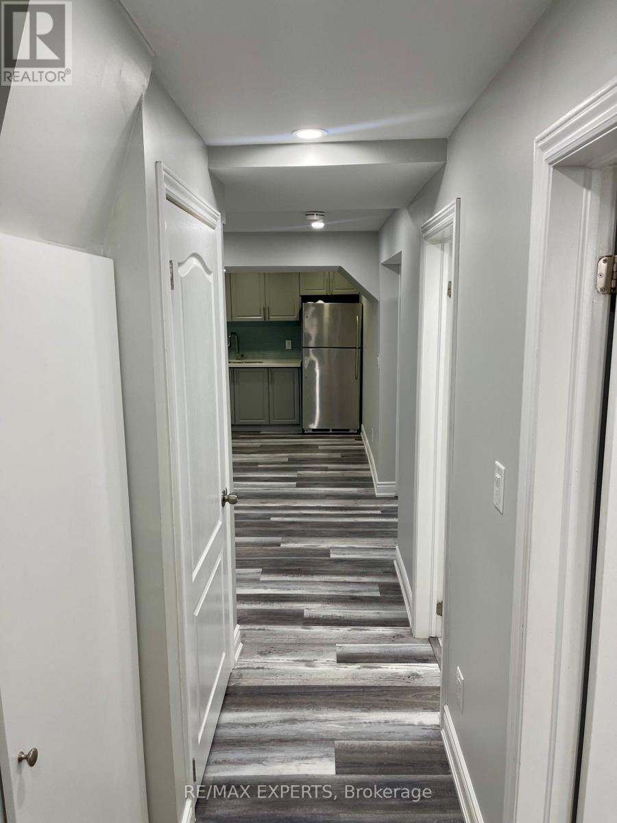 41 Sugarcane Avenue W, Brampton, Ontario  L6R 3E8 - Photo 5 - W12958656