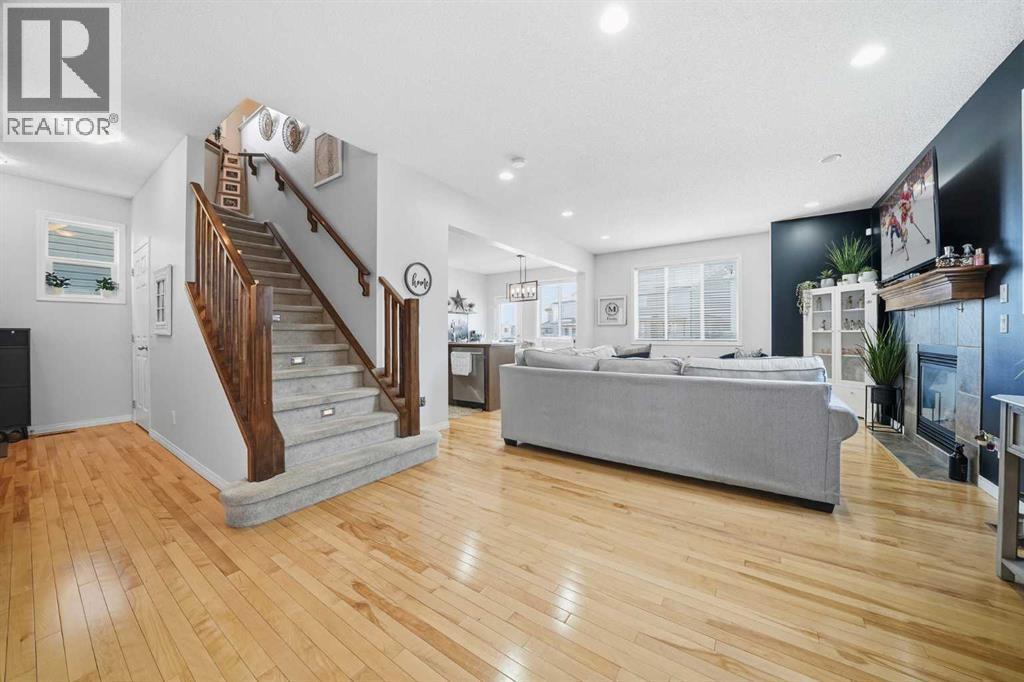 155 Cimarron Grove Circle, Okotoks, Alberta  T1S 2M1 - Photo 4 - A2274025