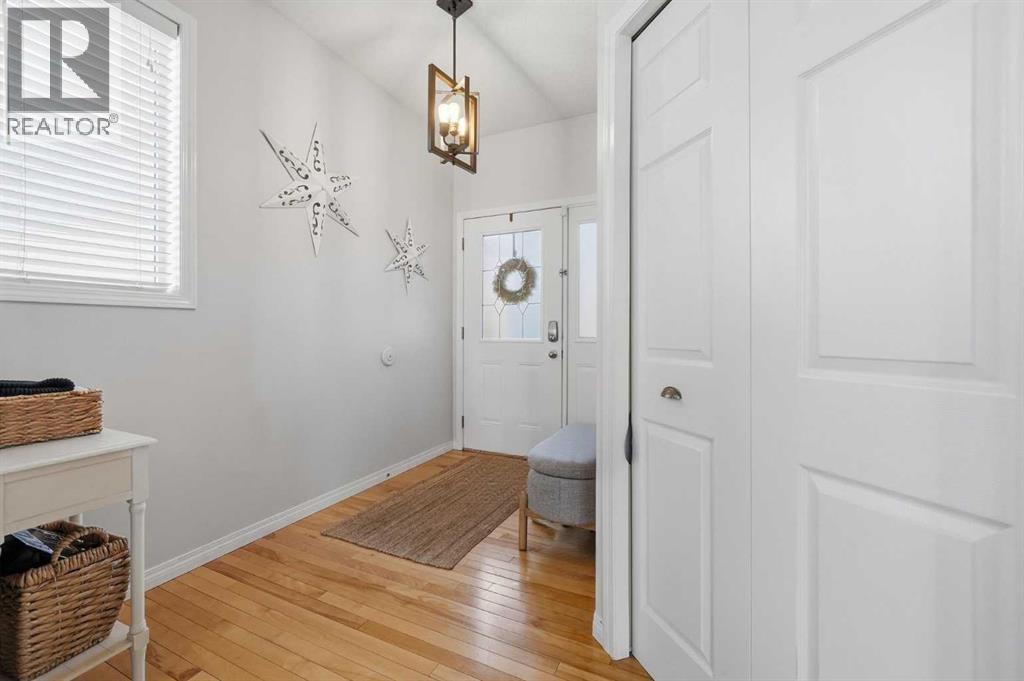 155 Cimarron Grove Circle, Okotoks, Alberta  T1S 2M1 - Photo 3 - A2274025