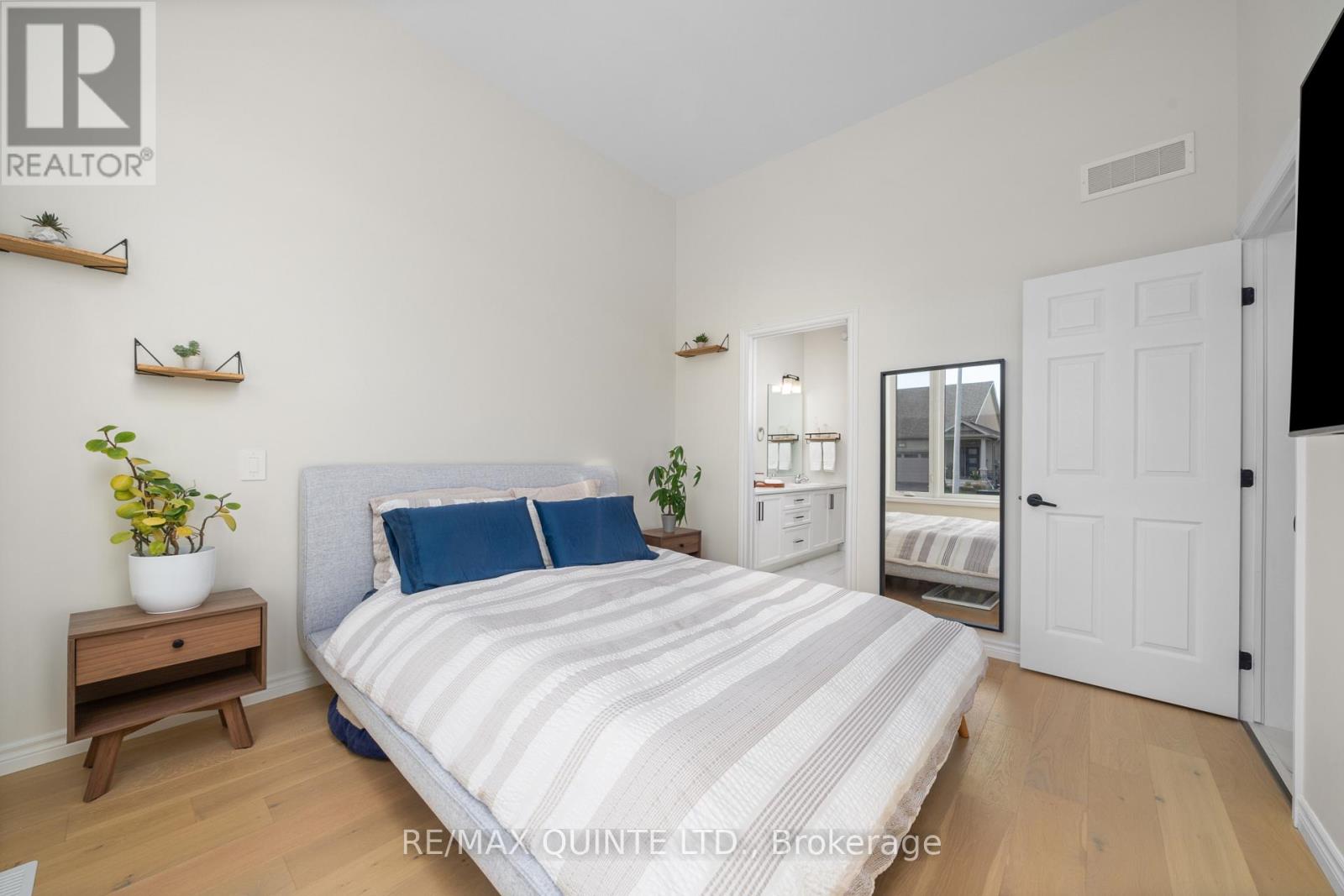 63 Athabaska Drive, Belleville, Ontario  K8N 0T1 - Photo 17 - X12958674