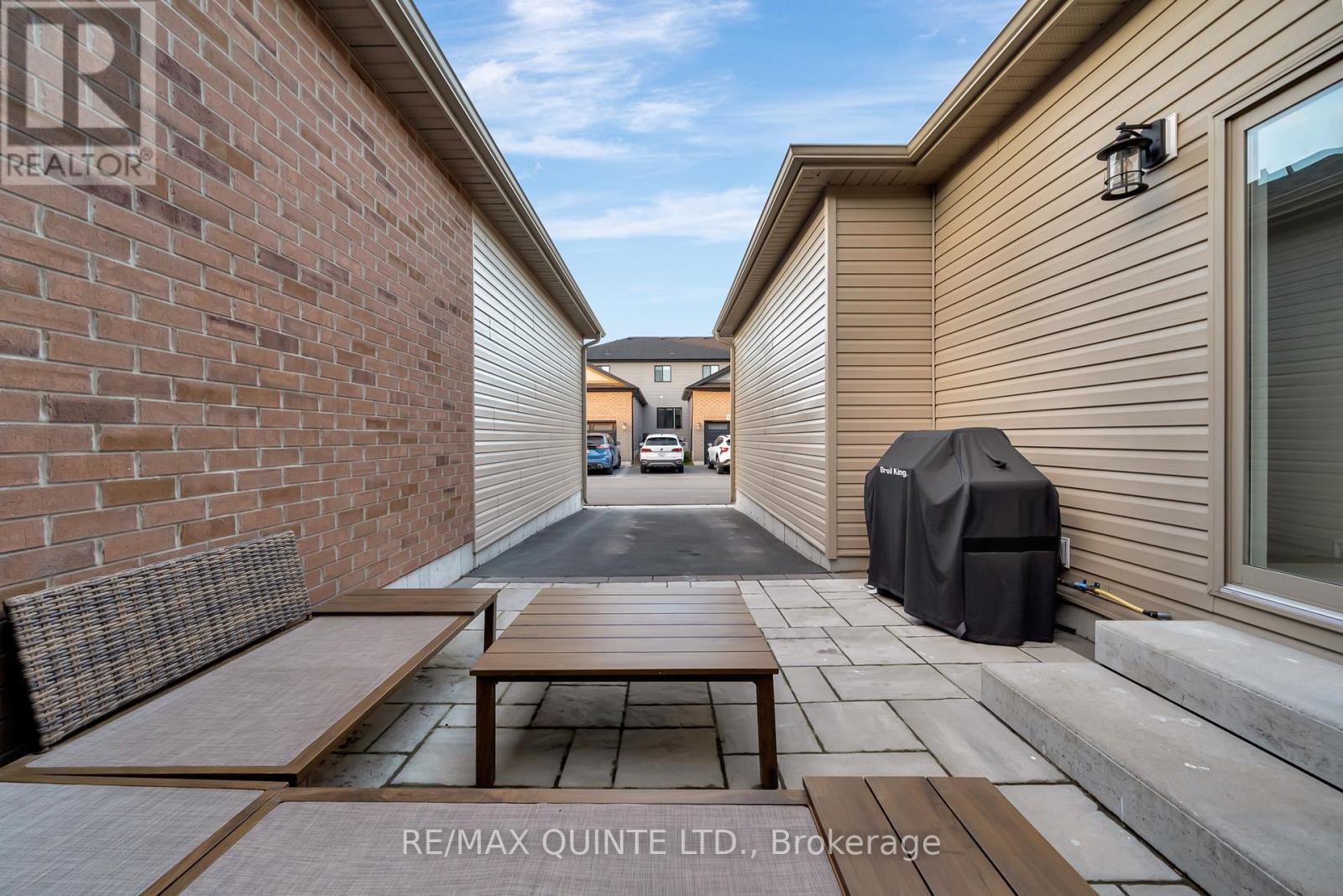 63 Athabaska Drive, Belleville, Ontario  K8N 0T1 - Photo 42 - X12958674