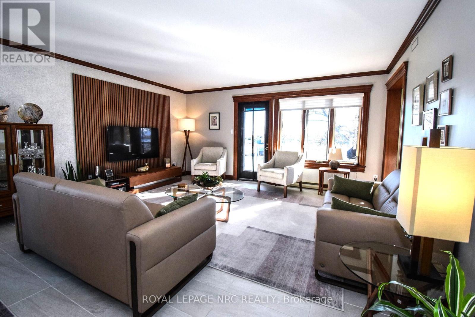 303 - 55 Main Street, St. Catharines, Ontario  L2N 4T8 - Photo 8 - X12555292