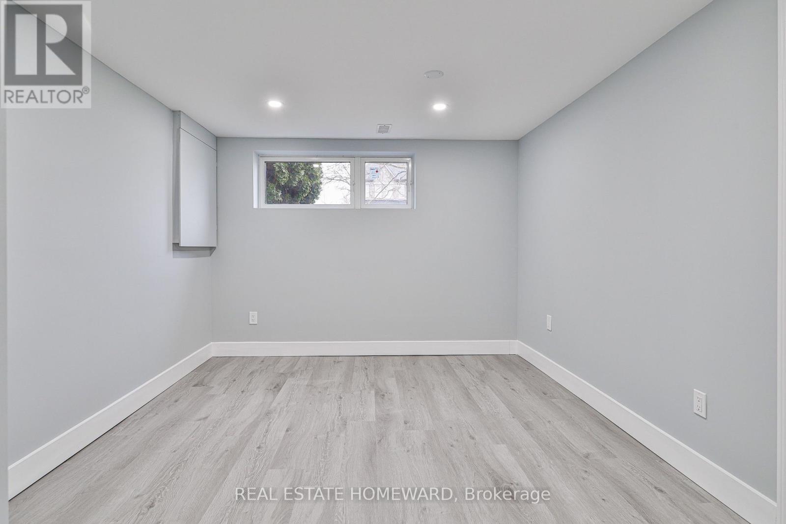 Lower Side - 226 Pleasant Avenue, Toronto, Ontario  M2M 1M5 - Photo 4 - C12958678