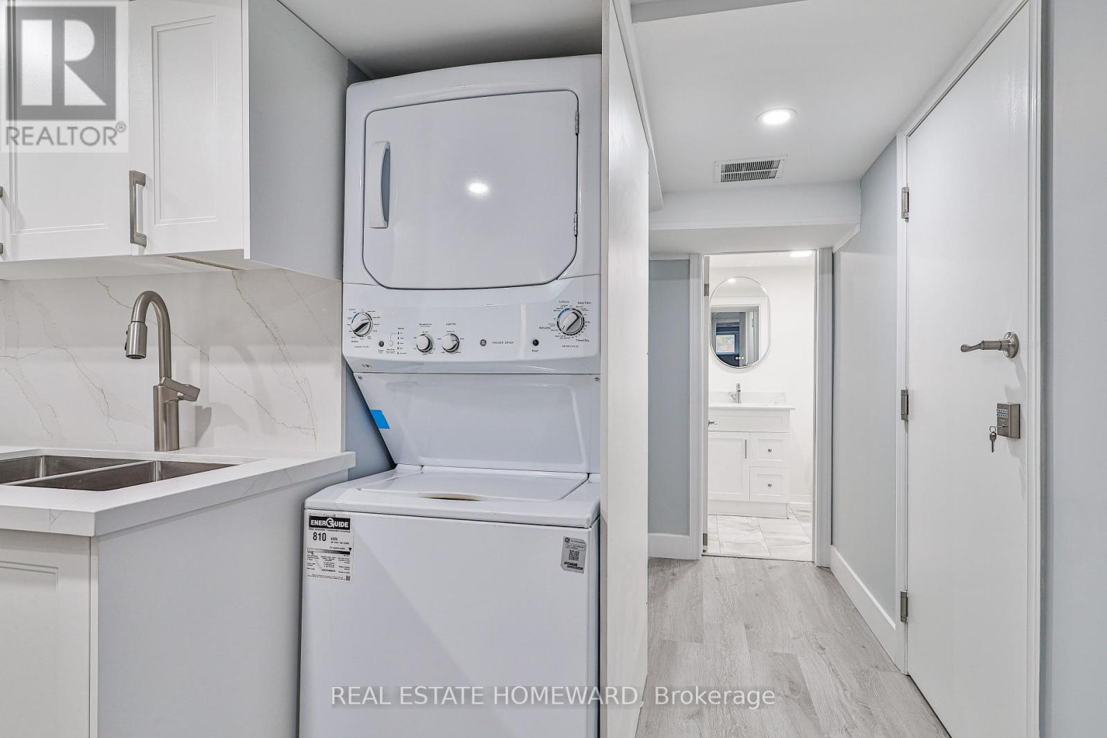 Lower Side - 226 Pleasant Avenue, Toronto, Ontario  M2M 1M5 - Photo 8 - C12958678