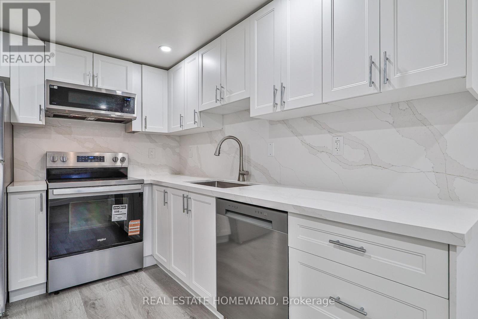 Lower Back - 226 Pleasant Avenue, Toronto, Ontario  M2M 1M5 - Photo 8 - C12958680