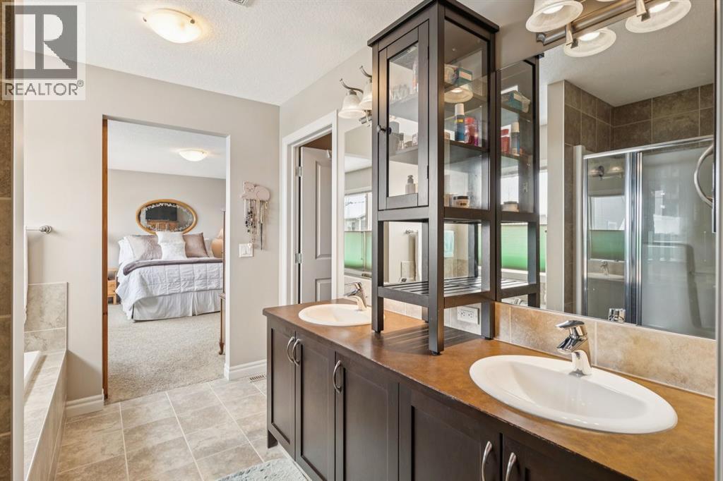 7 Cooperstown Place SW, Airdrie, Alberta  T4B 3T5 - Photo 26 - A2298817