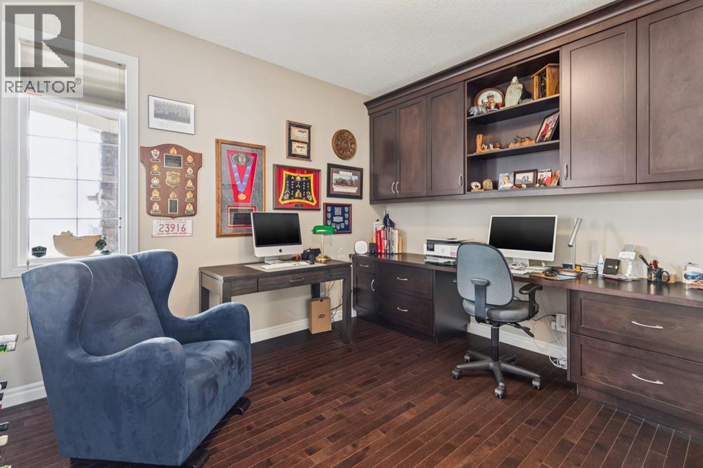 7 Cooperstown Place SW, Airdrie, Alberta  T4B 3T5 - Photo 4 - A2298817