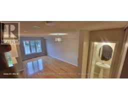 876 SCOLLARD COURT, Mississauga, Ontario