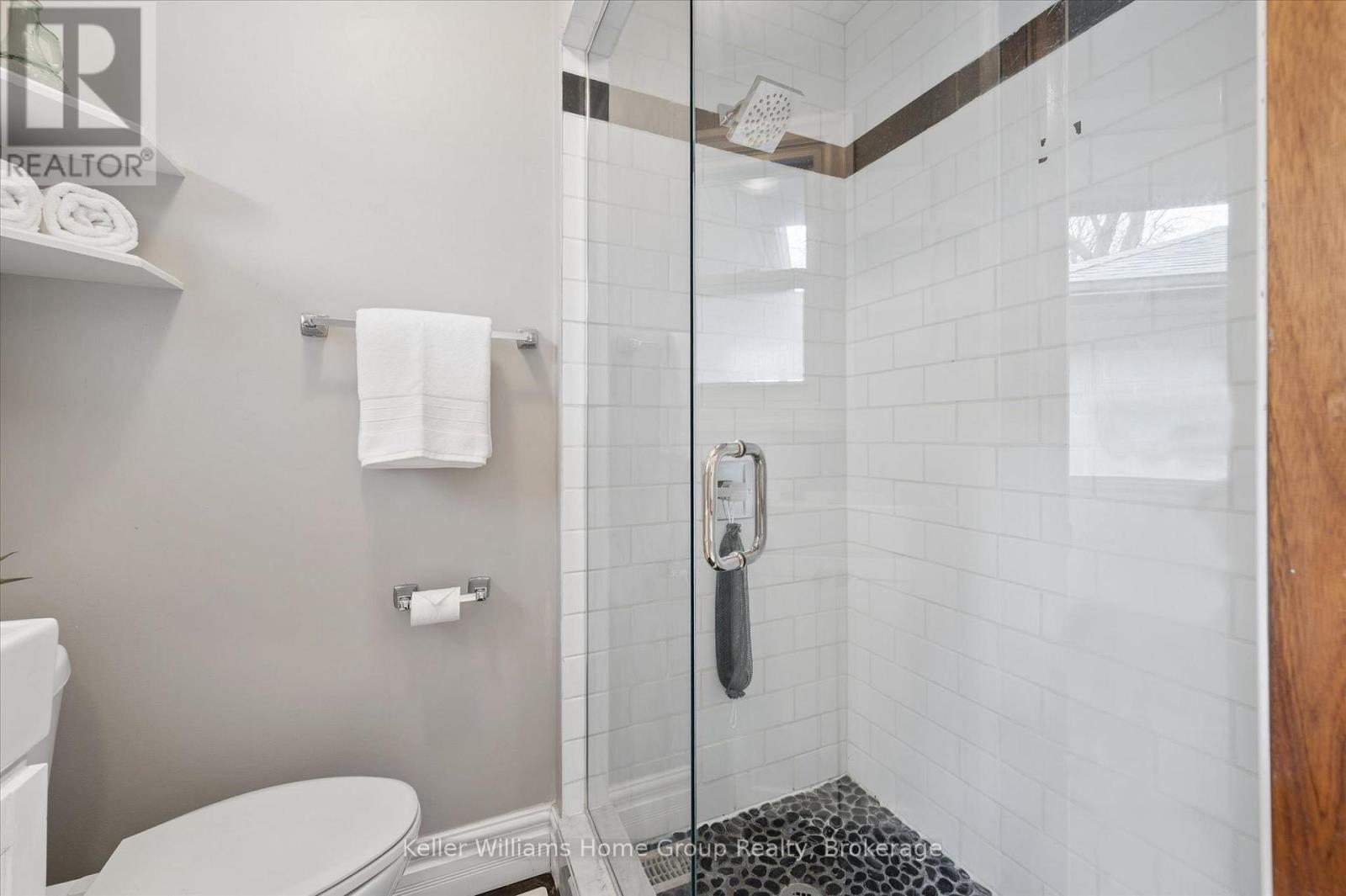 56 Ottawa Crescent, Guelph, Ontario  N1E 2A9 - Photo 17 - X12958676