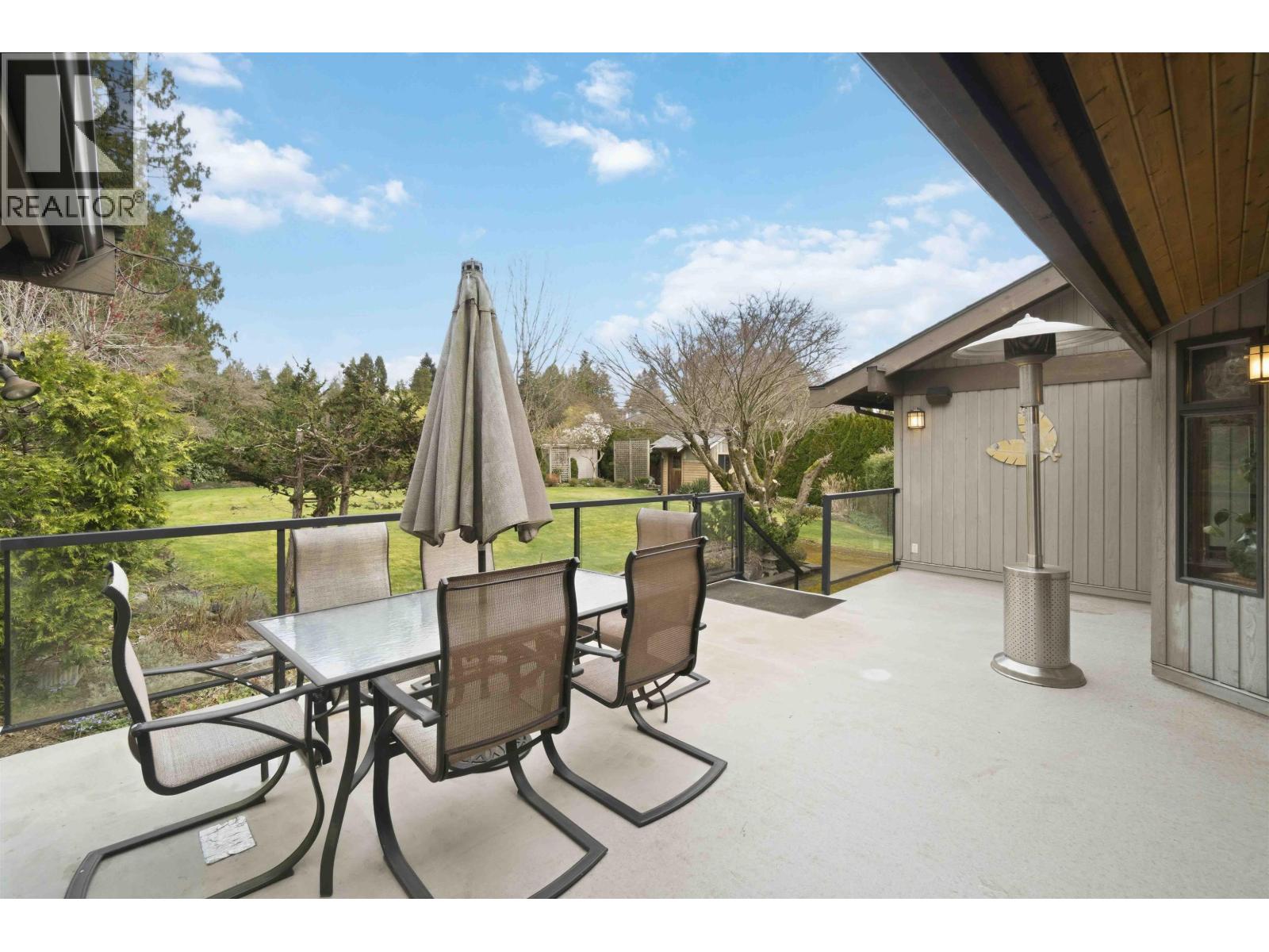 5541 Gilpin Street, Burnaby, British Columbia  V5G 2H8 - Photo 27 - R3104627