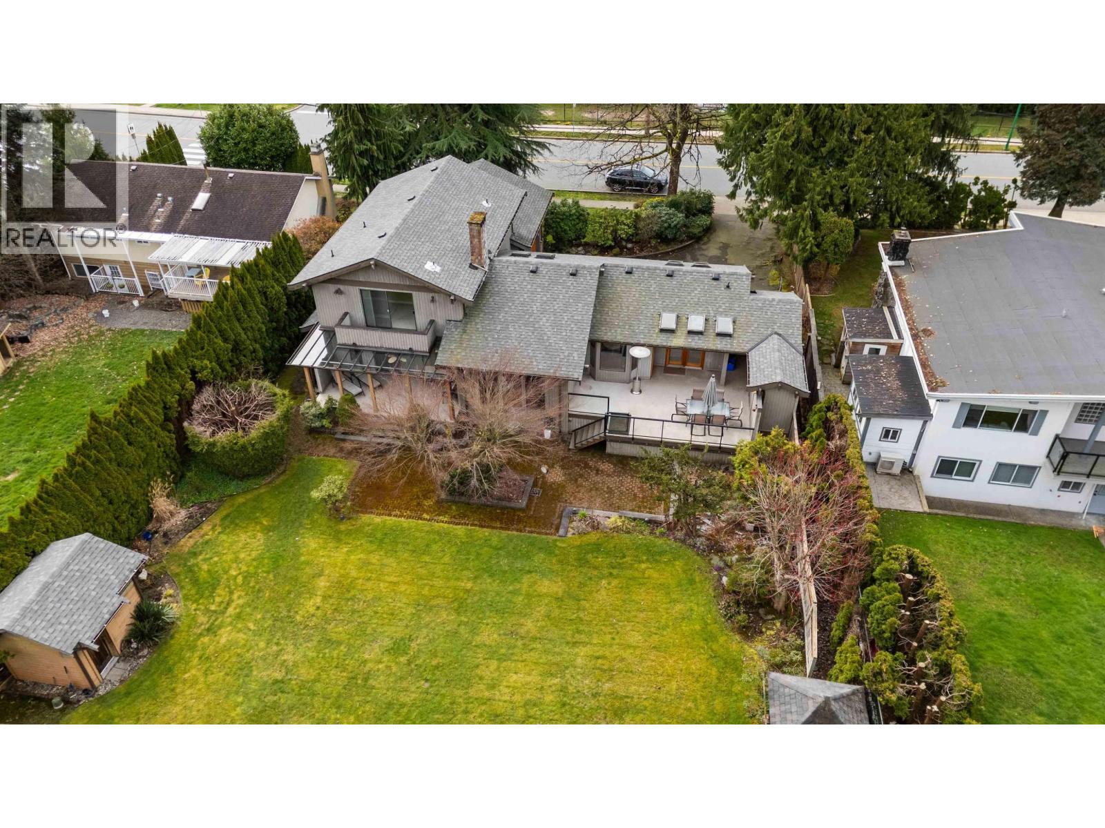 5541 Gilpin Street, Burnaby, British Columbia  V5G 2H8 - Photo 39 - R3104627