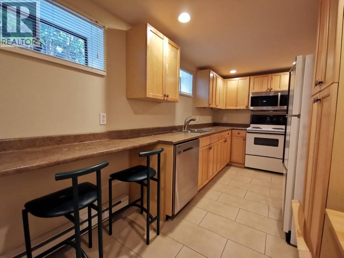 5541 Gilpin Street, Burnaby, British Columbia  V5G 2H8 - Photo 30 - R3104627