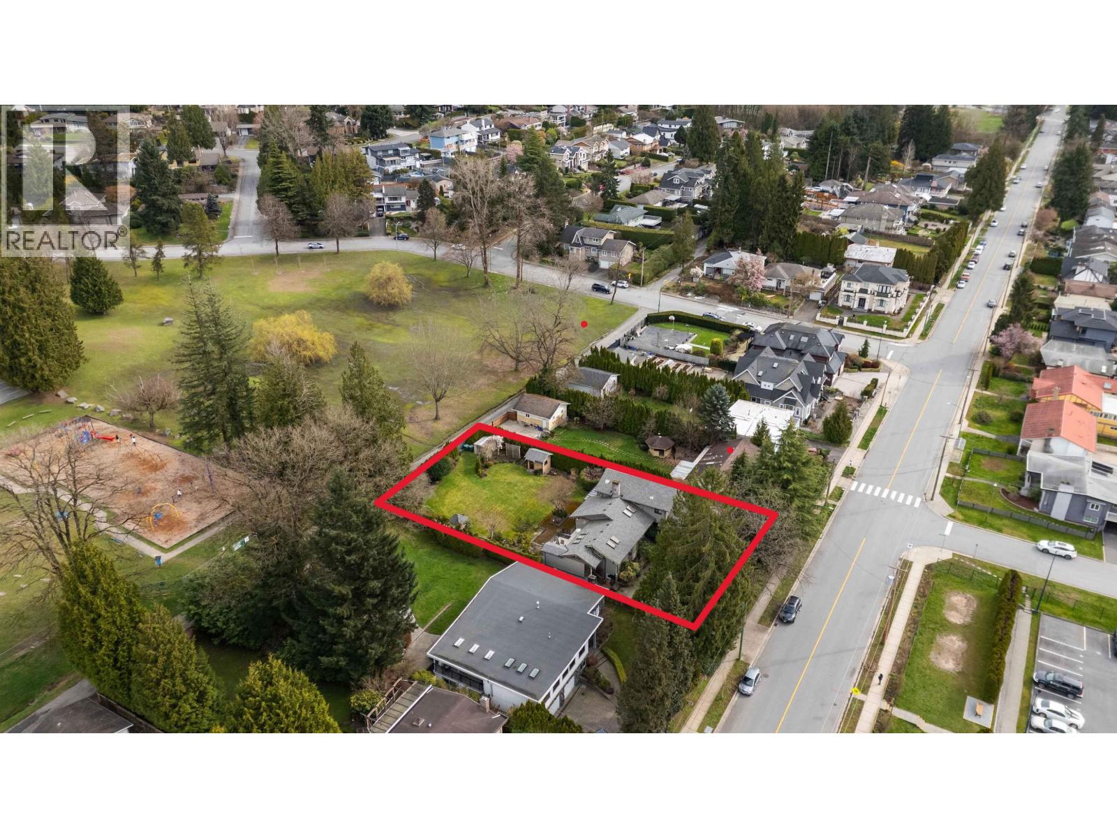 5541 Gilpin Street, Burnaby, British Columbia  V5G 2H8 - Photo 37 - R3104627