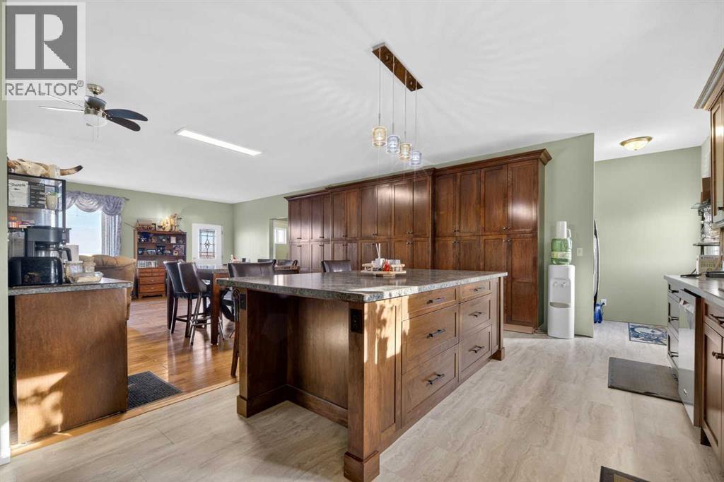 Rural, Rural Kneehill County, Alberta  T0M 0A0 - Photo 5 - A2298885