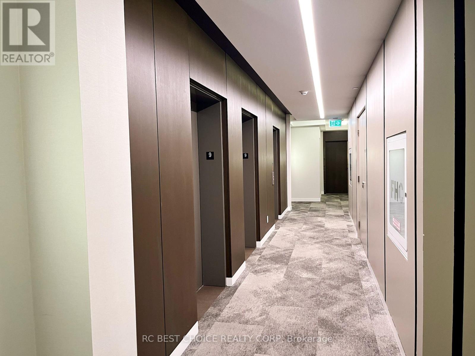 904 - 8888 Yonge Street, Richmond Hill, Ontario  L4C 6Z1 - Photo 3 - N12897018