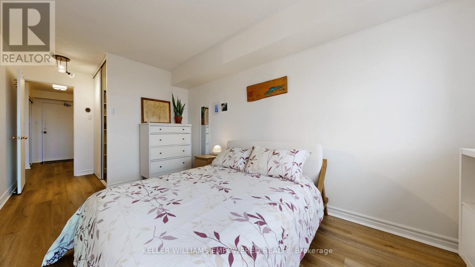 1403 - 4 Park Vista Crescent, Toronto, Ontario  M4B 3M8 - Photo 12 - E12842104