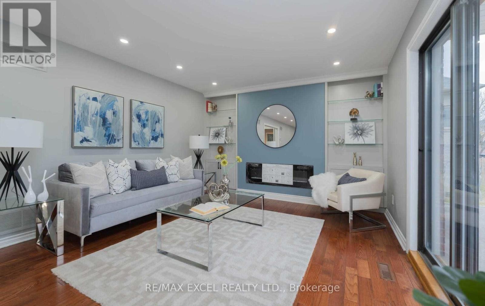 20 Garden Avenue, Richmond Hill, Ontario  L4C 6L9 - Photo 26 - N12924934