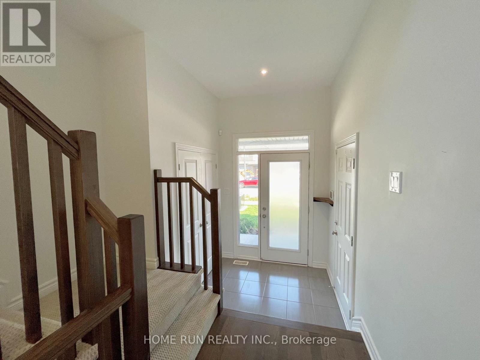 507 Borbridge Avenue, Ottawa, Ontario  K4M 0J1 - Photo 3 - X12958712